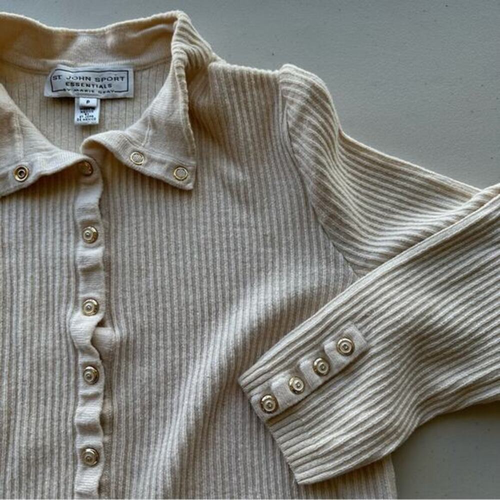 St. John Button Front Wool Blend Ribbed Cardigan‎ Petite